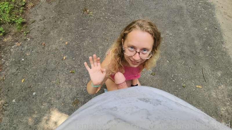 sarahissoaked image #0