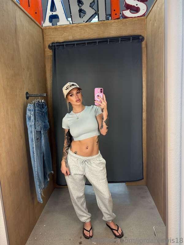 Make me your whore!! 😈😈🥵