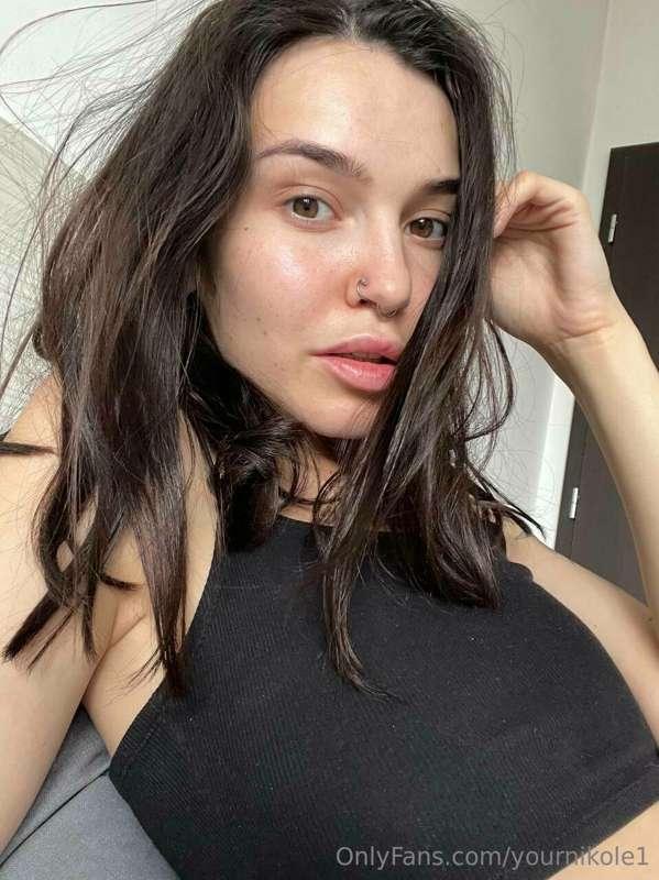 Do you like girls without makeup or is it still better when ..