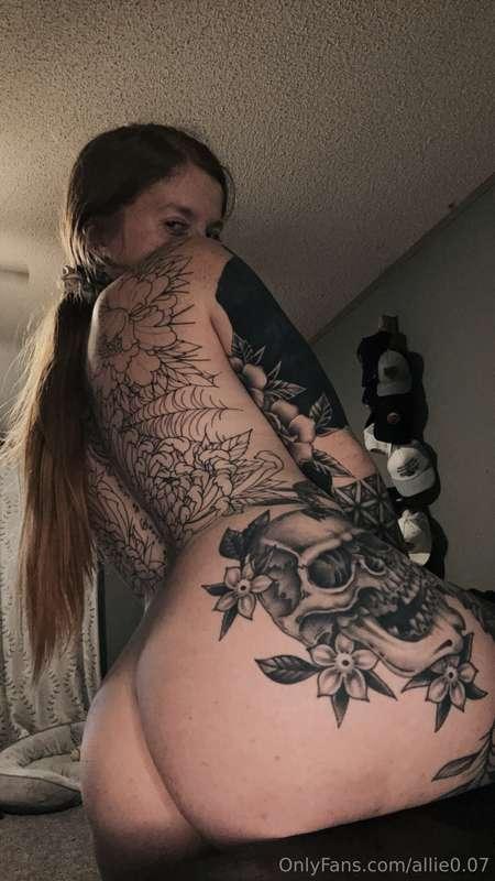 worship me 🤍