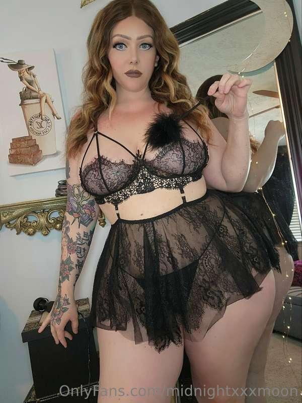 Definitely Feeling Freaky on this Friday😈🖤