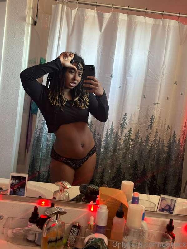 pic from dis morning & one from a few months ago c: