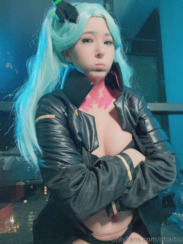 What do you think of bratty girls Daddy? Would you put me ba..