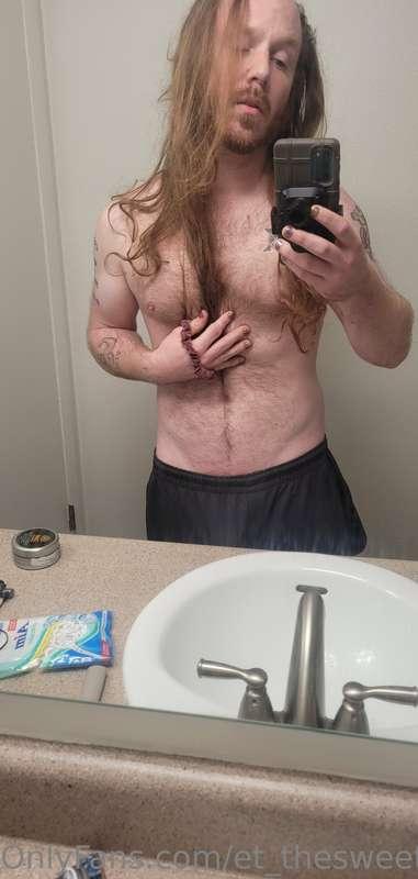 All of this dick and nobody to share it with. "/ DMs are ope..