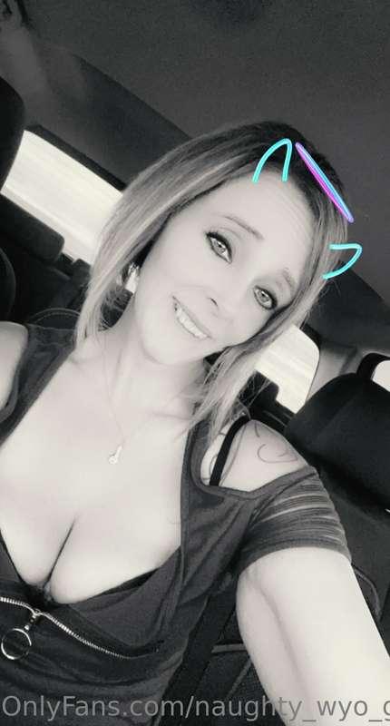 Happy Sunday(be a little 😈 today)