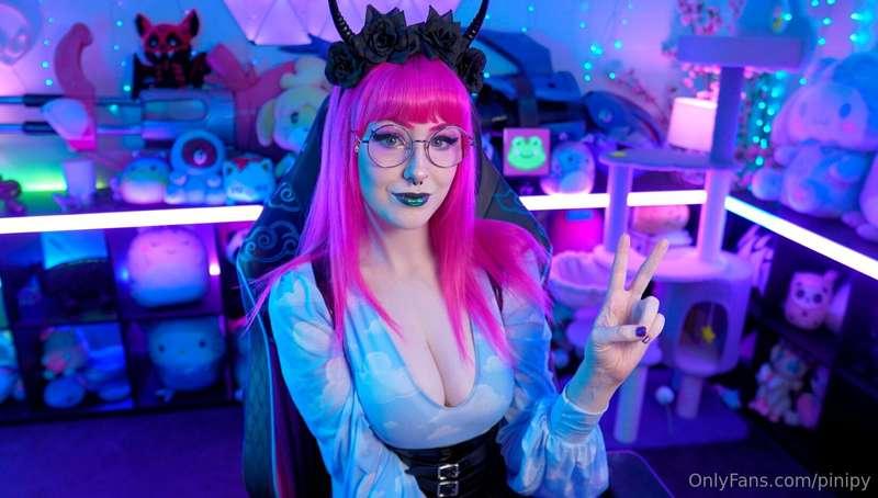 Live on Twitch & TikTok! I'm back from mini-break!!
Got a ne..