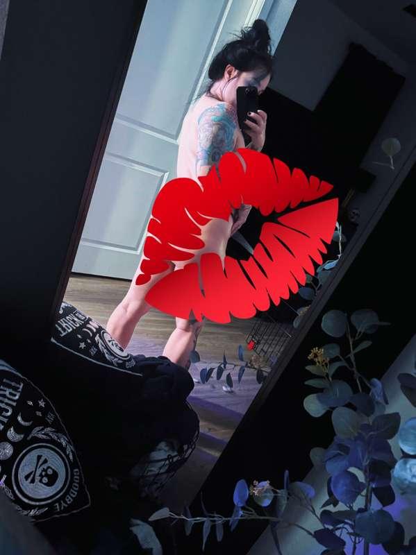 You know where to find the really good posts 😏 
Onlyfans.com..