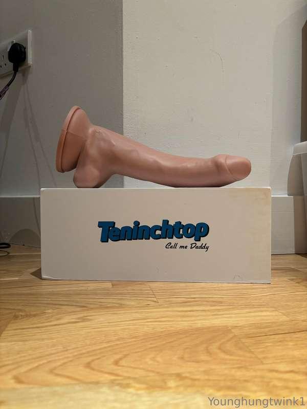 Treated myself to the dildo of all dildos ;)   Look out for ..