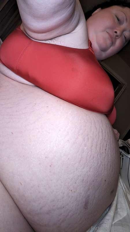 headed to bed with a happy full belly (cheeseburgers,fries,h..