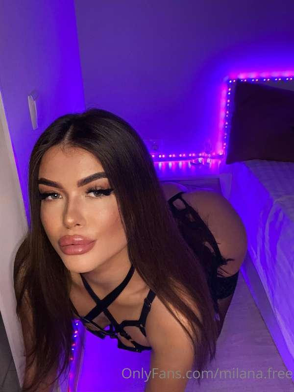 I was a bad girl last time ...what will you do with me?😈