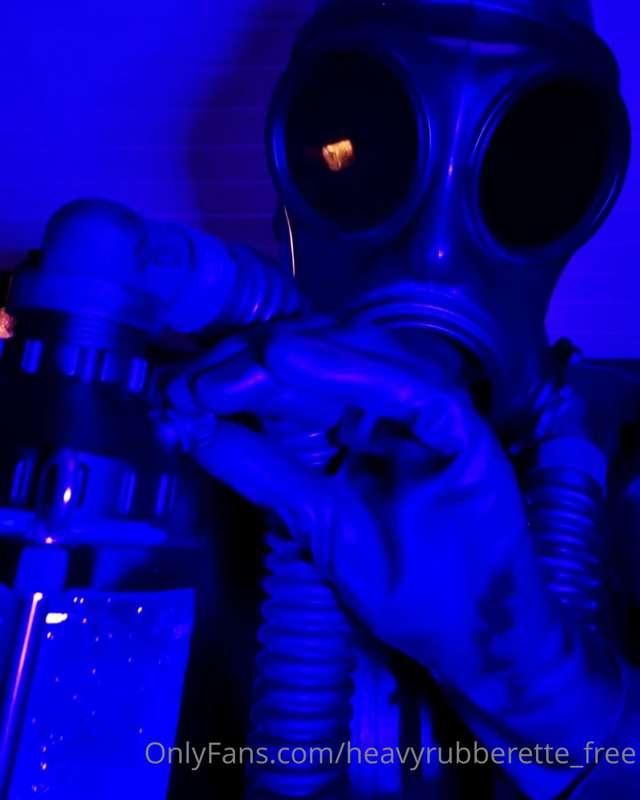 heavyrubberette_free image #2