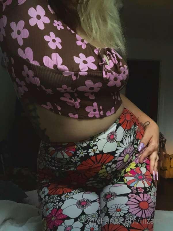 hello 🌸🌺