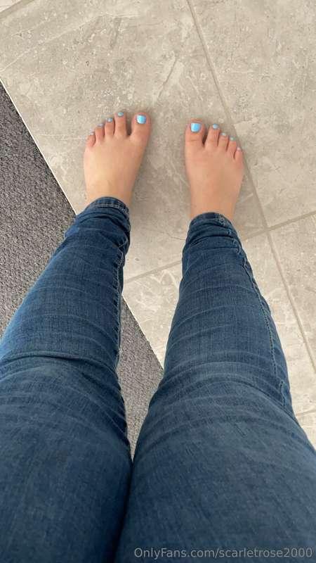 What would you do if you saw my feet in public ?
