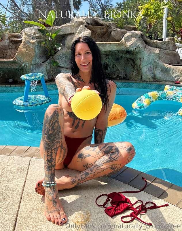 wanna play!?! 🤭🏀