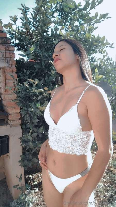 🔥Send me a private message for an exclusive photoshoot just ..