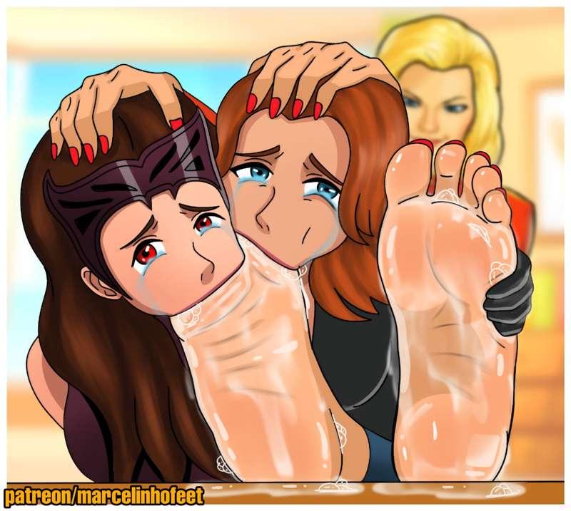 Black Widow and Scarlet Witch Deep Feet (Exclusive)