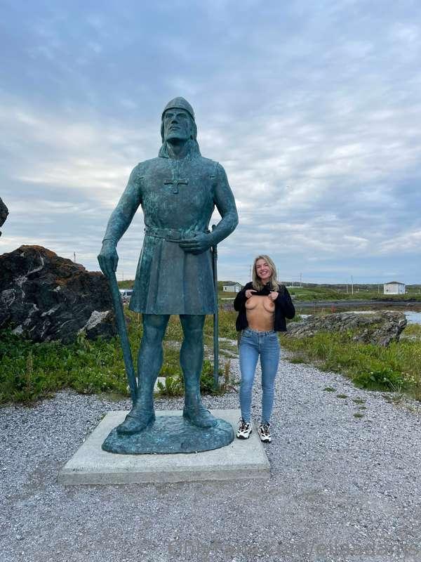 L'Anse aux Meadows Viking! I’m doing the pillaging today 😏