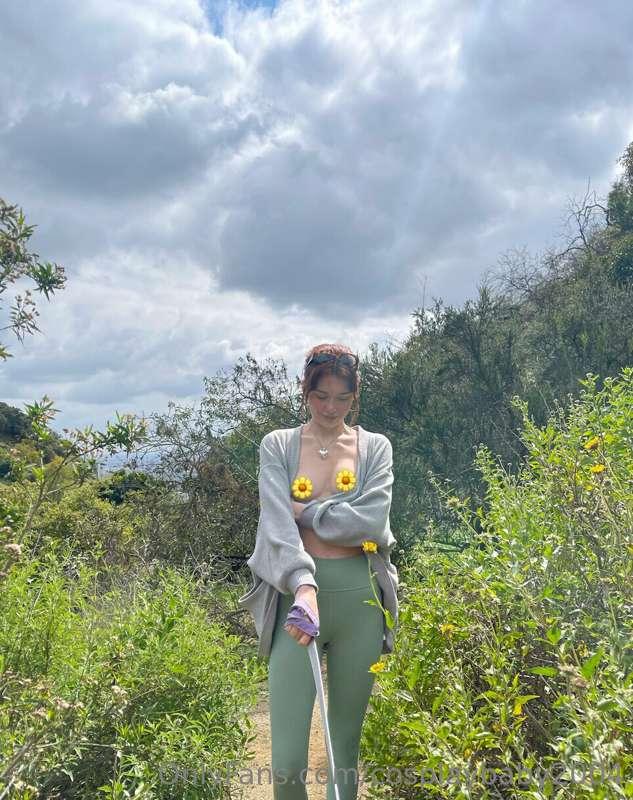 is this how you hitch-hike?