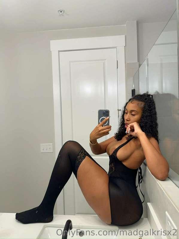 ## FIRST 5 TO TIP $10 GET:
### 👉🏻$500 WORTH OF SEX TAPES 🥵
#..