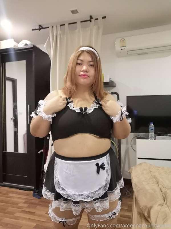 New maid costume
How would you like to use my service? 😉