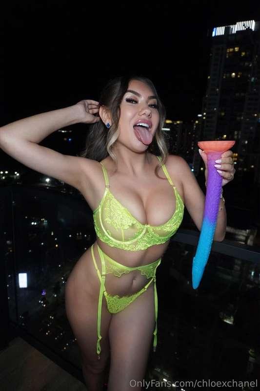 Ugh, I have been SO horny lately.. Have you? 🙈