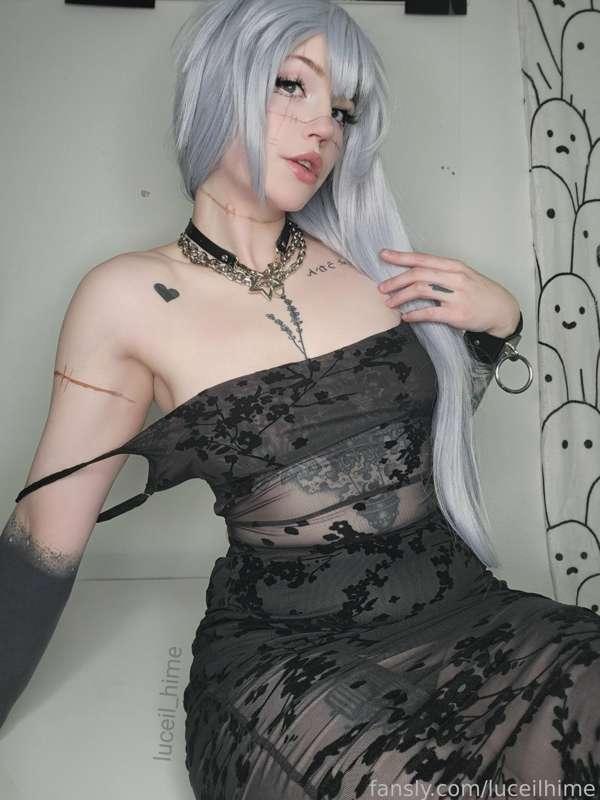 Trick of the eye with Fem Mahito 
🖤🖤 

#fyp #cosplay #mahitocosplay #jujutsukaisen #goth #emo #lace #tattoos #alt 