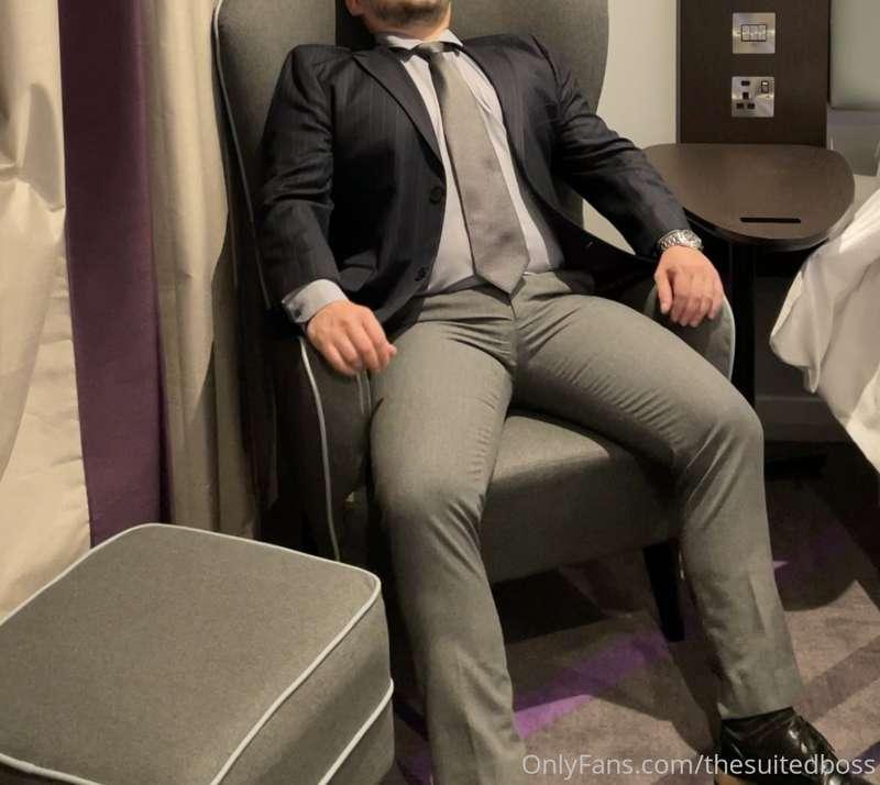 thesuitedboss image #1