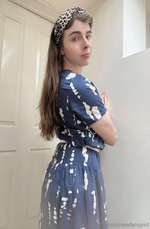 Would you like to see me wear cute dresses more often? 🥰 👗 