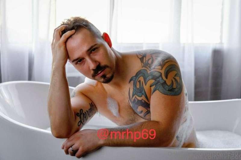 @mrhp69
Free Account!
Hot Dad with daily posts
All kinds of ..
