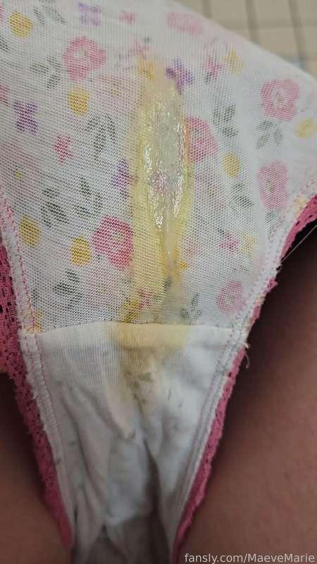 Work grool.
#grool #dirtypanties #ovulating #ovulation