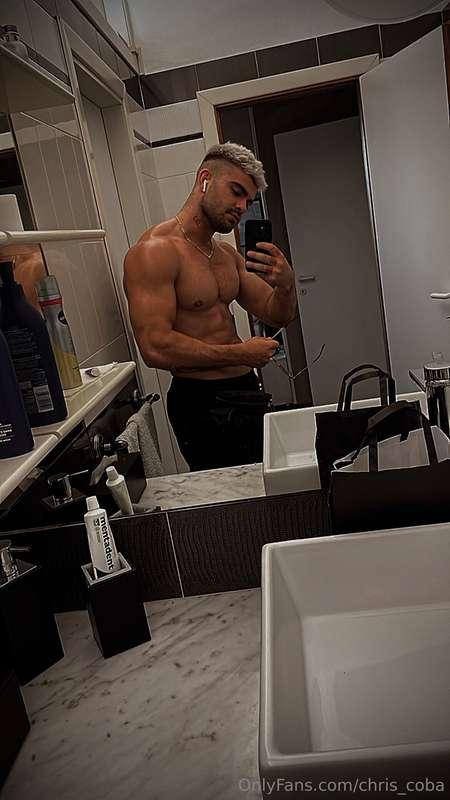 Per post più spinti scrivimi in DM 😉😈💦