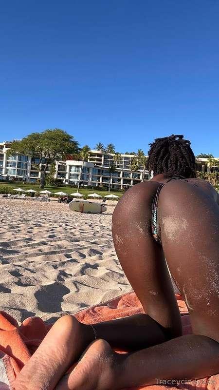 Your favorite view, right? 😏📸