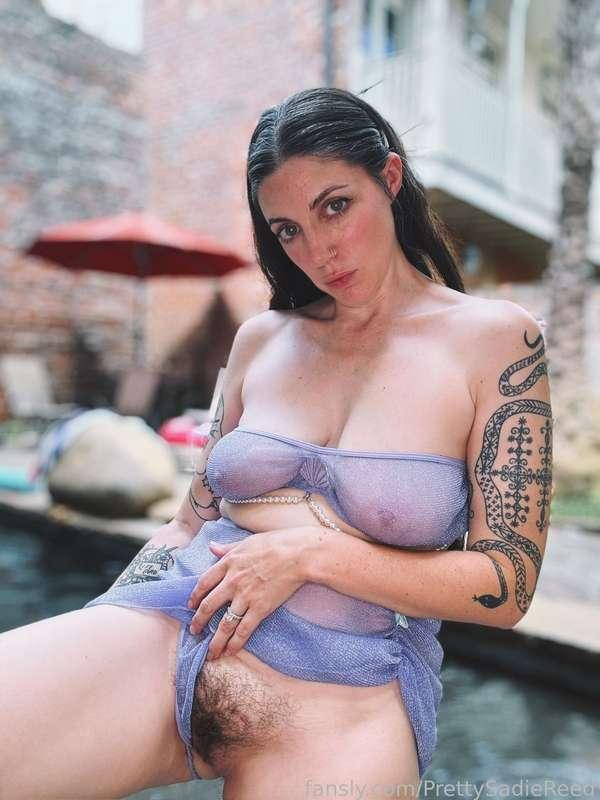prettysadiereed image #5
