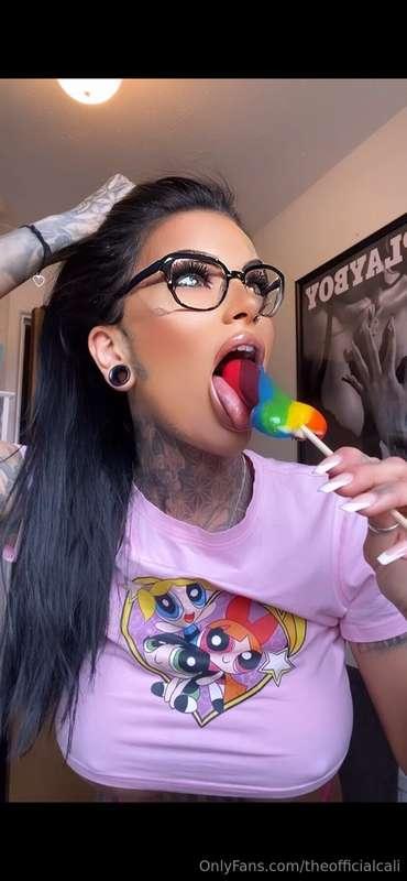 Lick it like a lolly 🍭