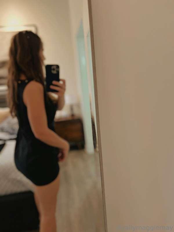I thrifted this dress months ago and finally had an excuse t..