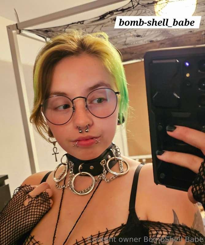 bomb-shell_babe image #1