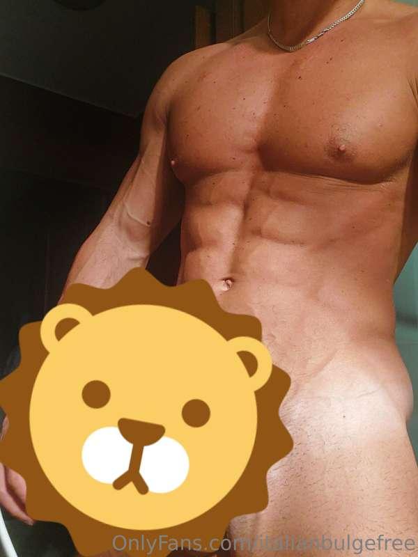My hard dick. Really hard.

Put 3$ tip to receive the pic in..