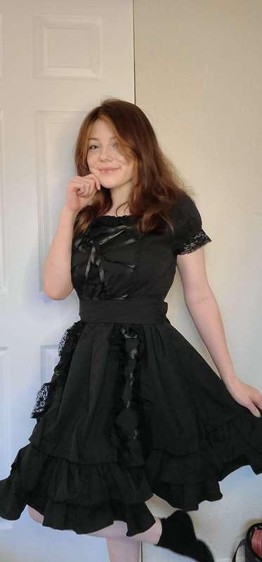 Omg this dress is so cute. I'm like a real life anime girl h..