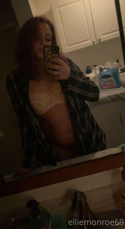 ellie_monroe69 image #0