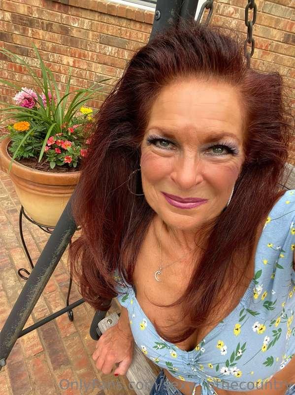 sexy_inthecountry image #1