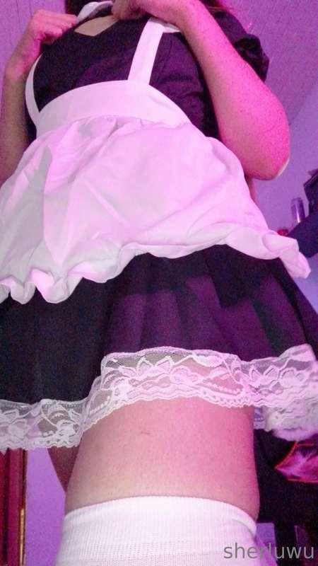 Today's special menu: Thighs, stockings and underwear 🥵
Woul..