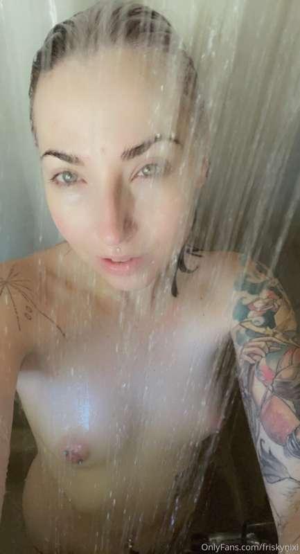 Good morning my horny devils. 😈💋💕