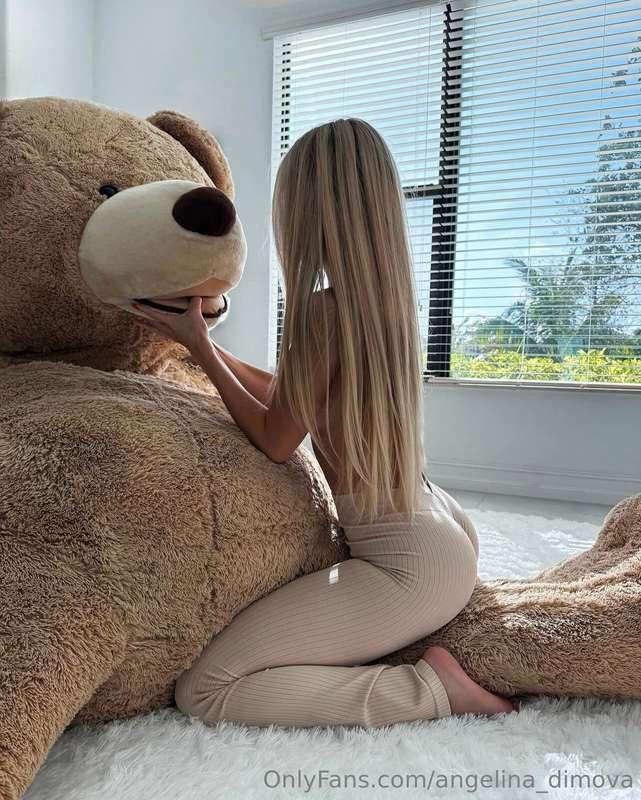 will you be my teddy bear?🤭