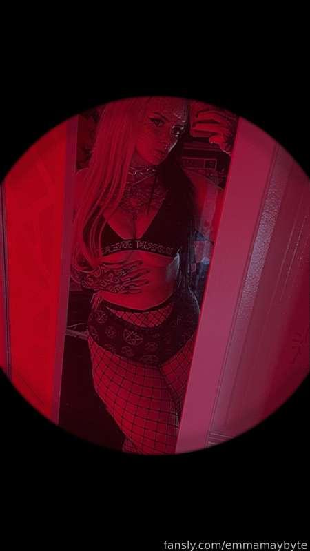 emmamaybyte image #8