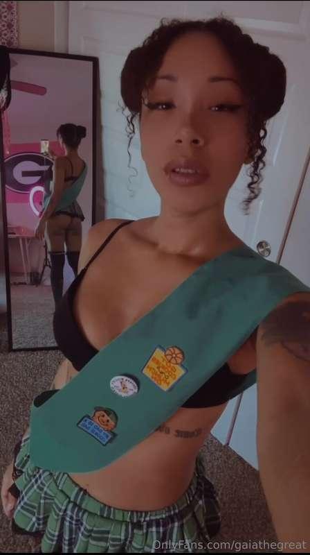 Which hole are u using first when u have me alone 😋