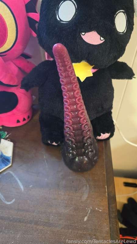 tentaclesarelewd image #0