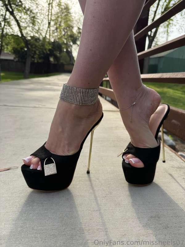 missheels07 image #0