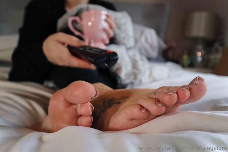 footsiegalore image #14