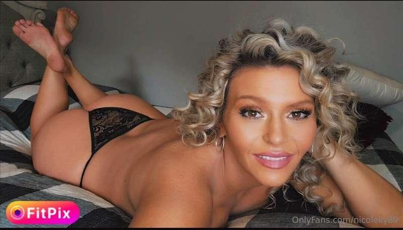 I love lazy Sunday's, laying in bed rubbing on each other, f..