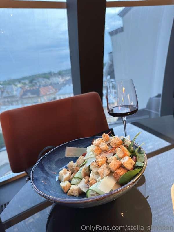 How's your evening going? 🍴